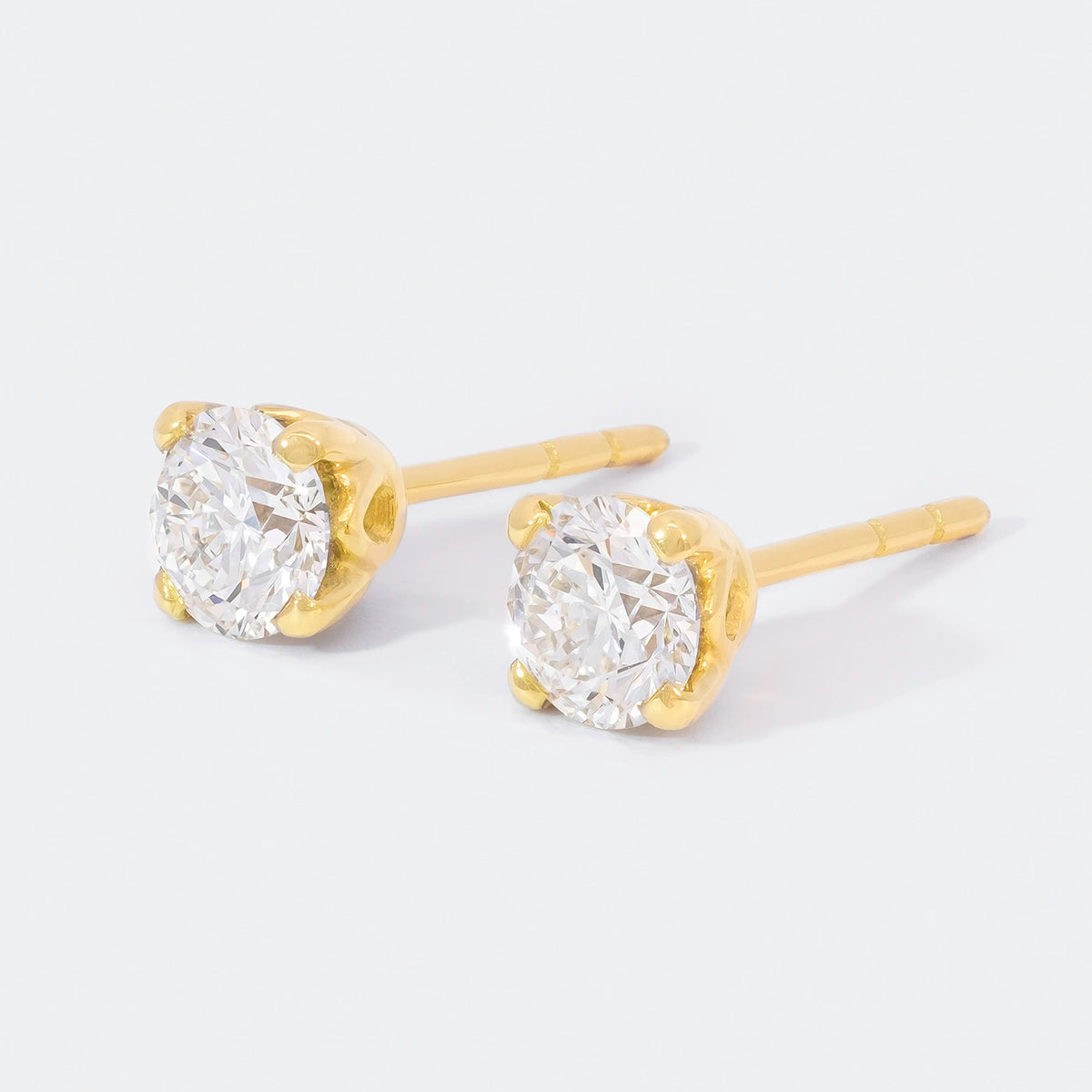 Ohrstecker Petite Fleur Brillant 1 ct aus 750er Gelbgold - Seitenansicht 45°