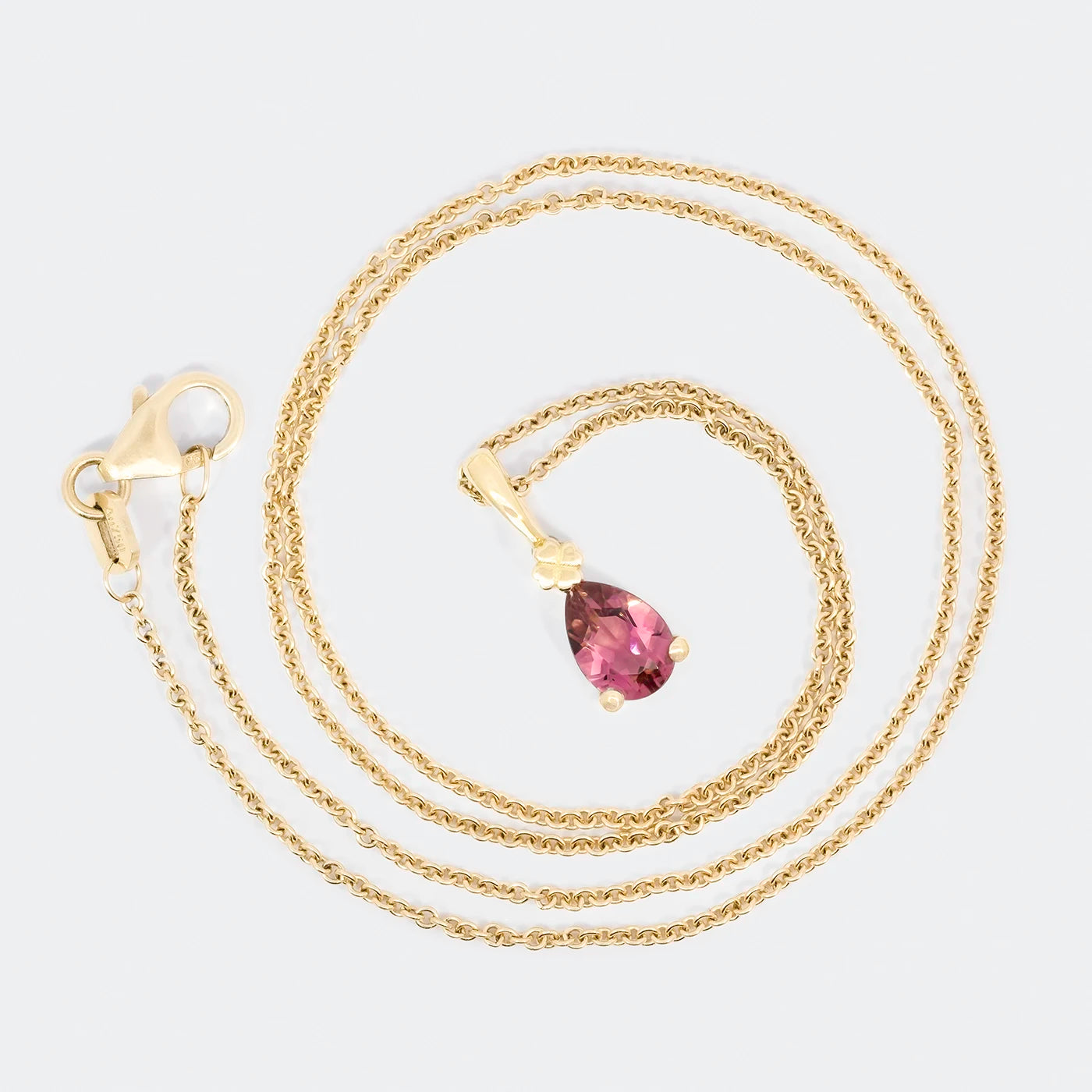 Anhaenger Blossom an Kette rosa Turmalin Tropfen Gelbgold Topview