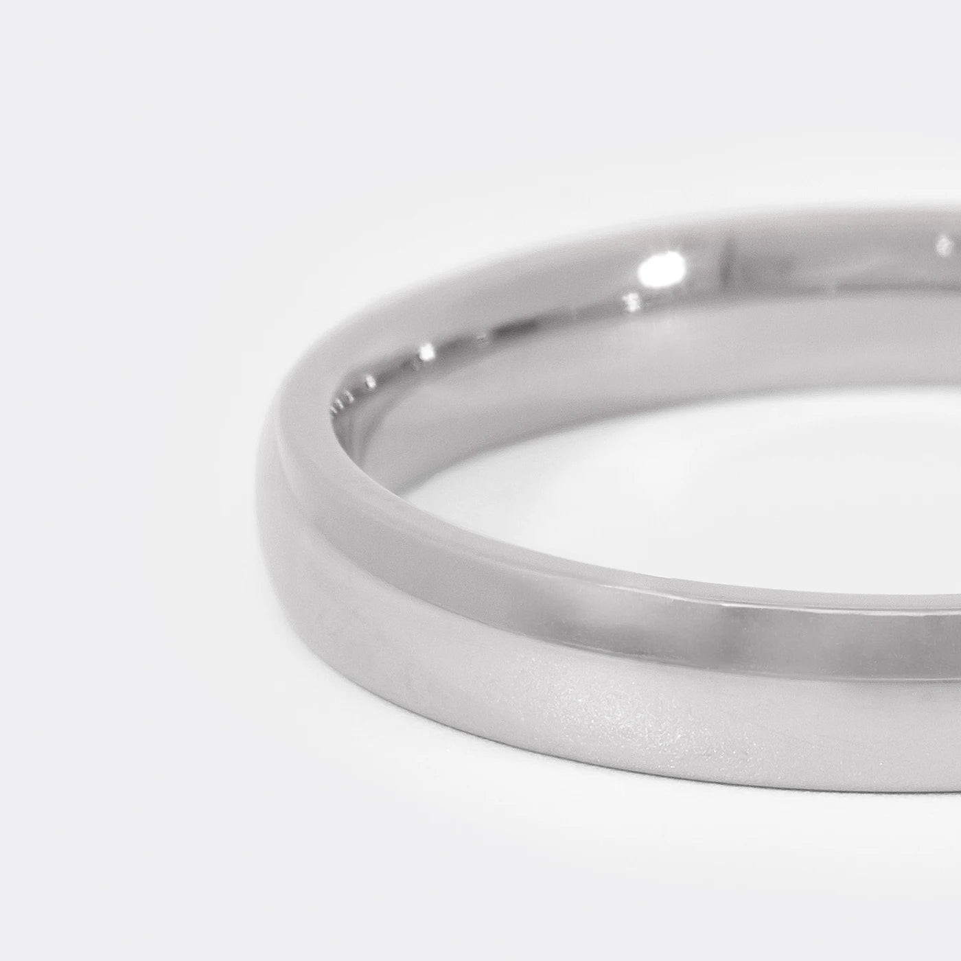 Ehering ClassicLine S Closeup in Platin