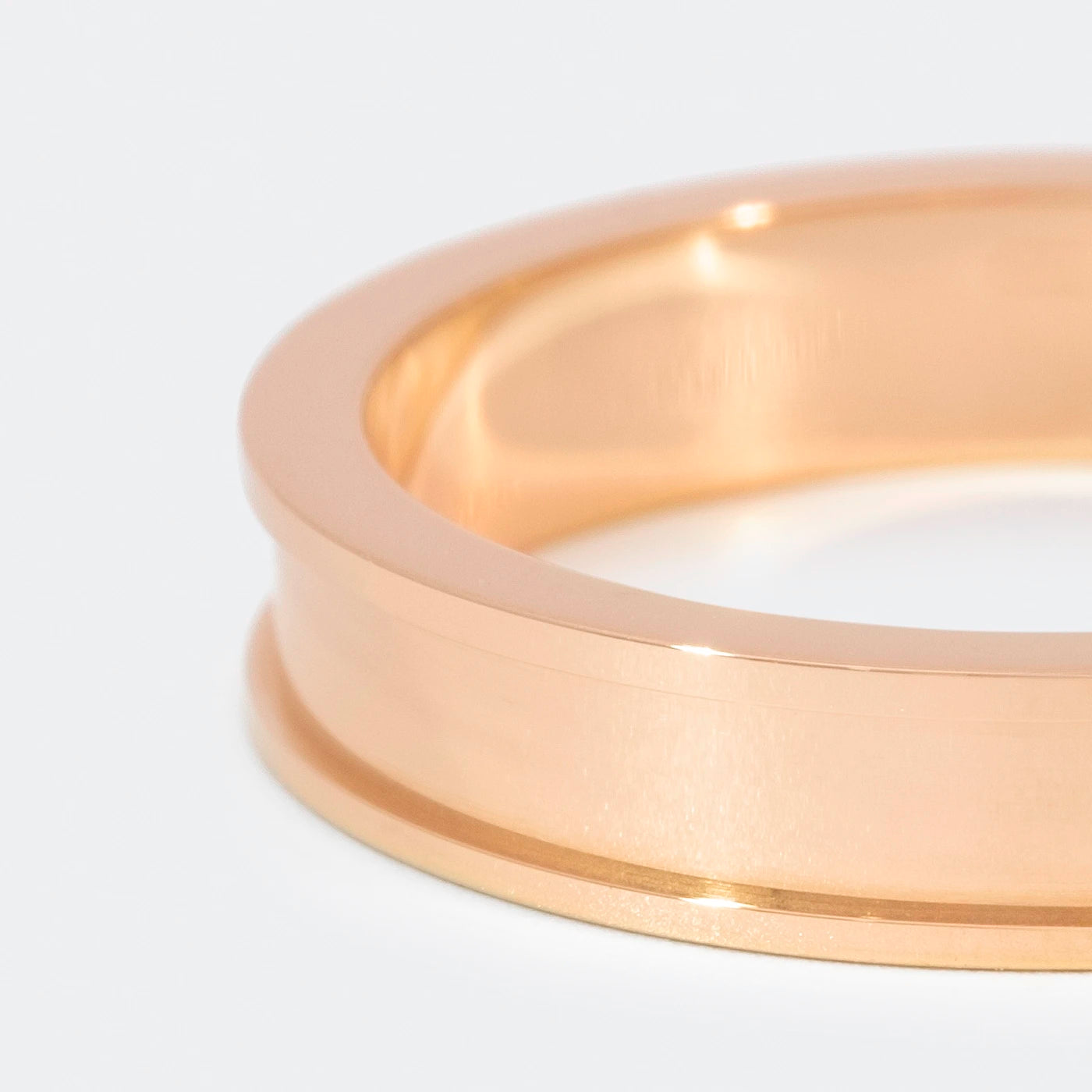 Ring Canyon Rosegold Herrenring Ringschiene inspiriert von einem Canyon Frontansicht Closeup linke Haelfte