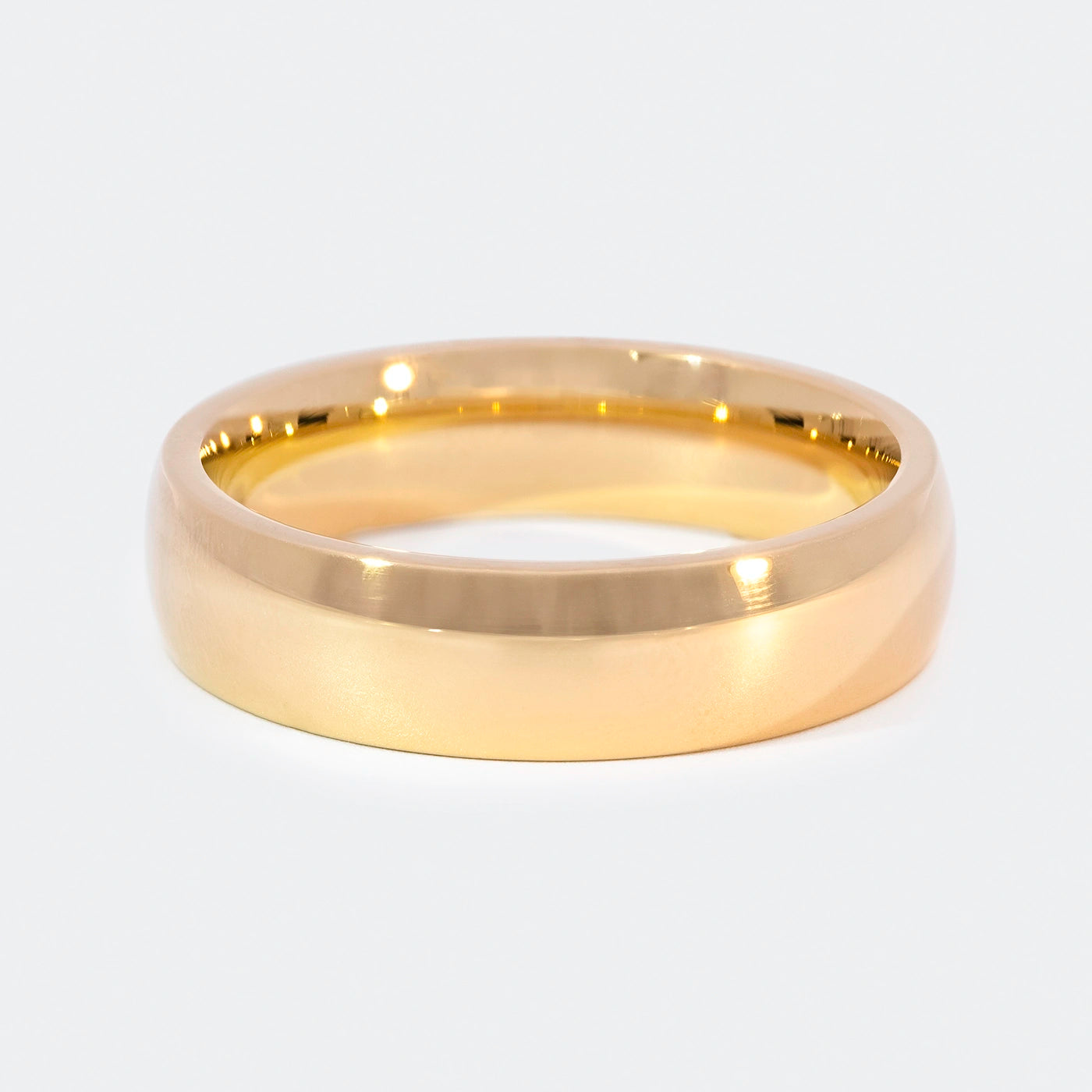 Ring Classic Line Gelbgold in klassischem Stil 6x2.4mm Frontansicht vorne scharf