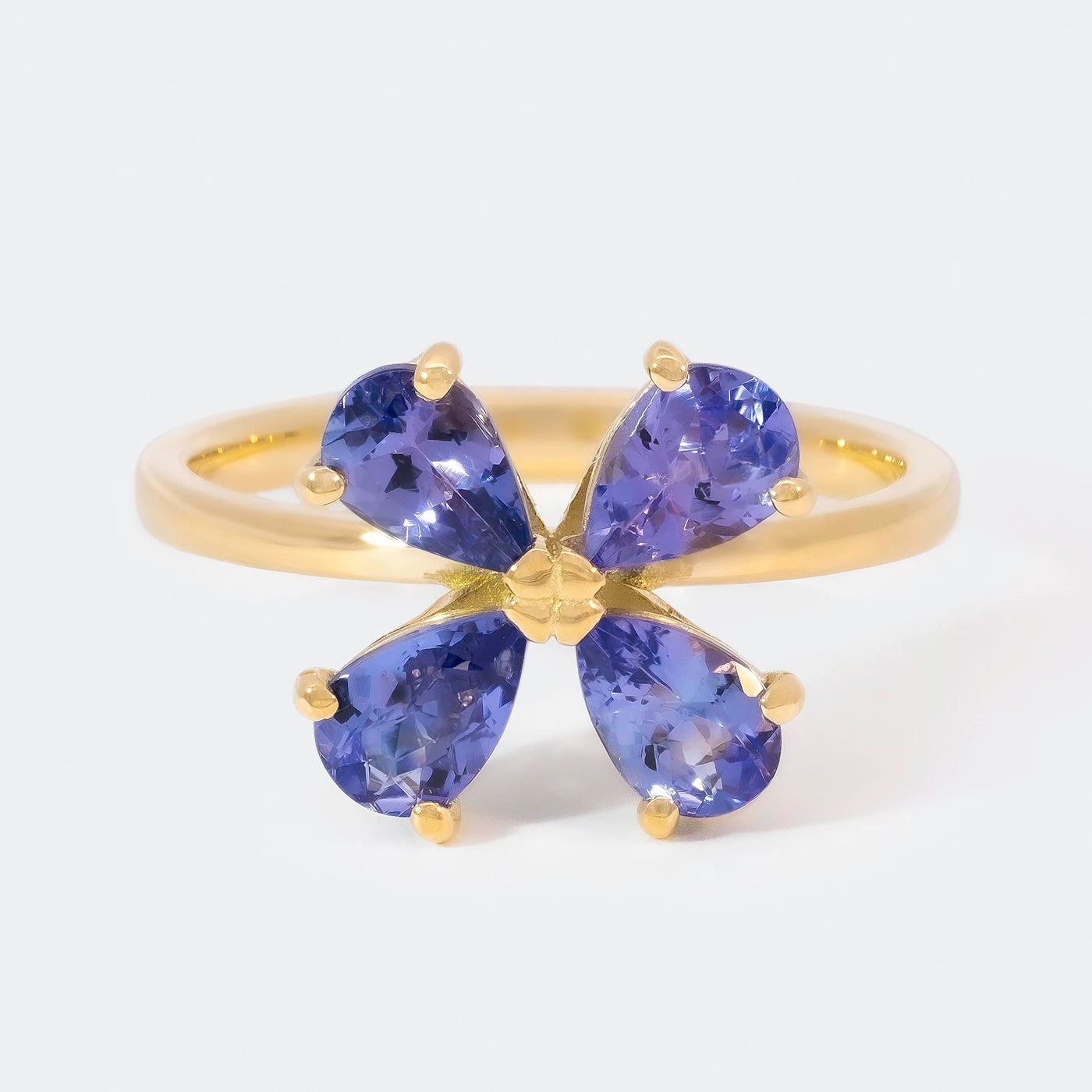 Ring 750er Gelbgold vier blaue Tansanite florales Design Front