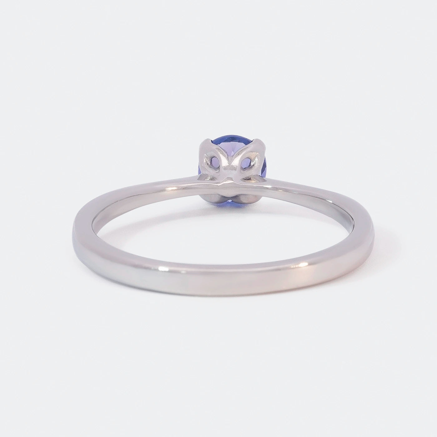 Ring Mermaid 950er Platin ein blauer Tansanit Rueckansicht