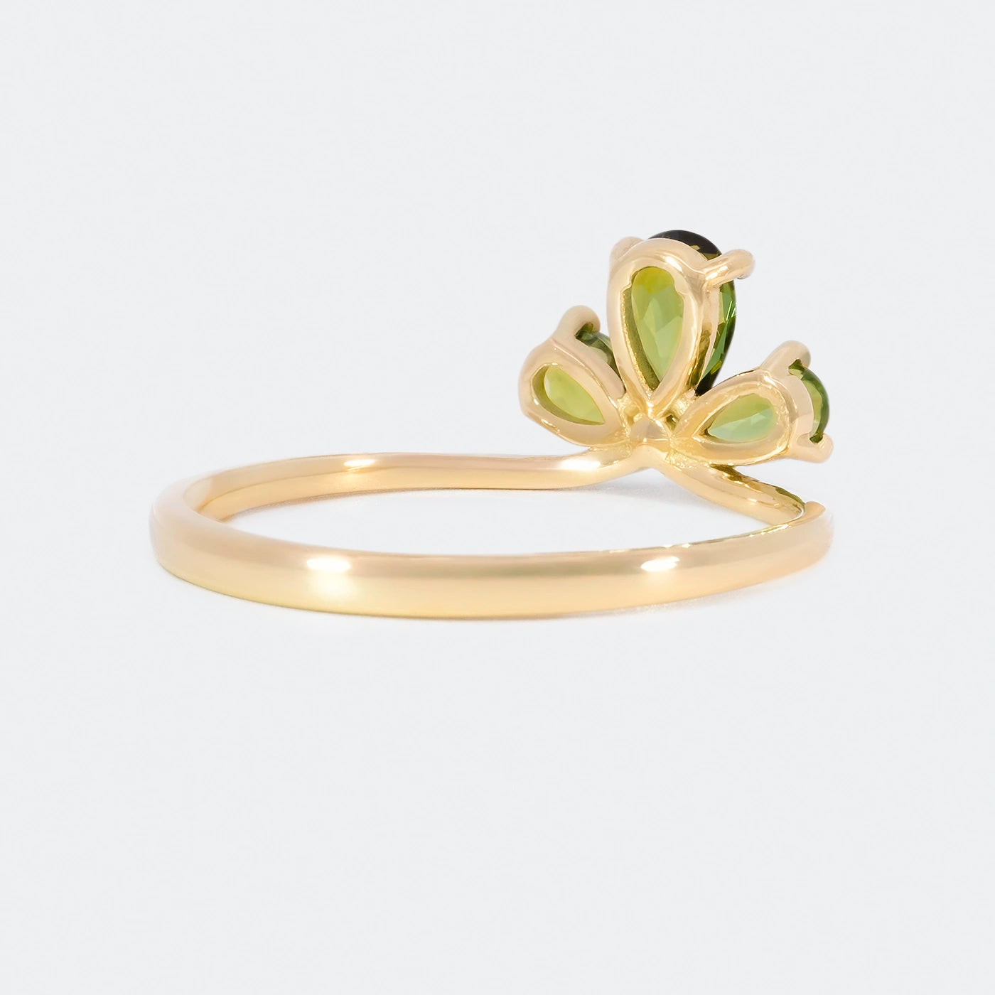 Ring Trinity Blossom 750er Gelbgold 3 gruene Turmaline florale Fassung Rueckansicht